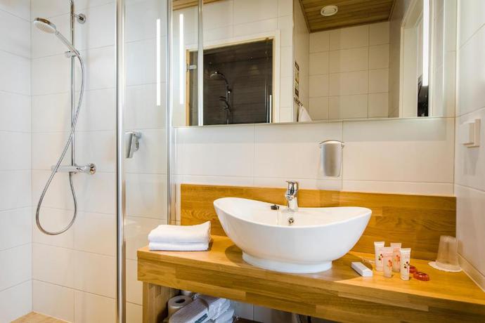 Imagen de la habitación del Hotel Santa Claus Holiday Village. Foto 9