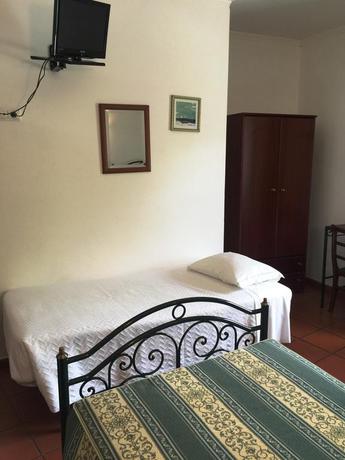 Imagen de la habitación del Hotel Santa Comba. Foto 3