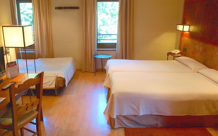 Imagen de la habitación del Hotel Santa Cristina, Canfranc-Estación. Foto 8
