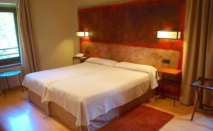 Imagen de la habitación del Hotel Santa Cristina, Canfranc-Estación. Foto 9