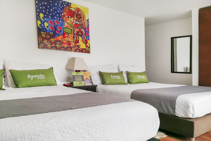 Imagen de la habitación del Hotel Santa Cruz Bogota. Foto 16
