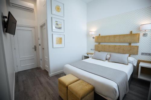 Imagen de la habitación del Hotel Santa Cruz, Cangas de On&iacute;s. Foto 7