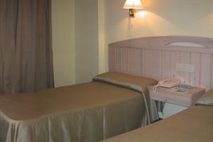 Imagen general del Hotel Santa Cruz Ii Hotel. Foto 2