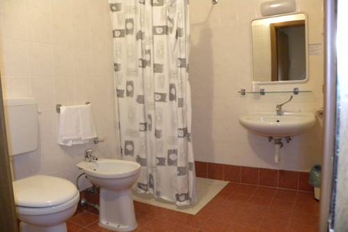 Imagen de la habitación del Hotel Santa Cruz, Lignano Sabbiadoro. Foto 14