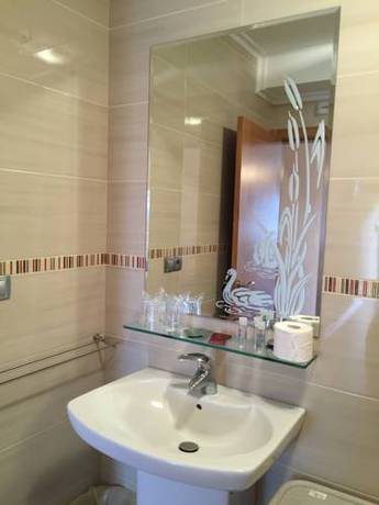 Imagen de la habitación del Hotel Santa Cruz, Ordes. Foto 10