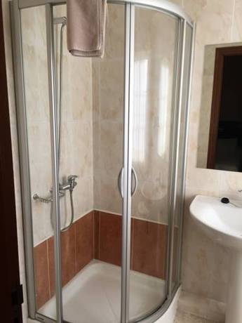 Imagen de la habitación del Hotel Santa Cruz, Ordes. Foto 16