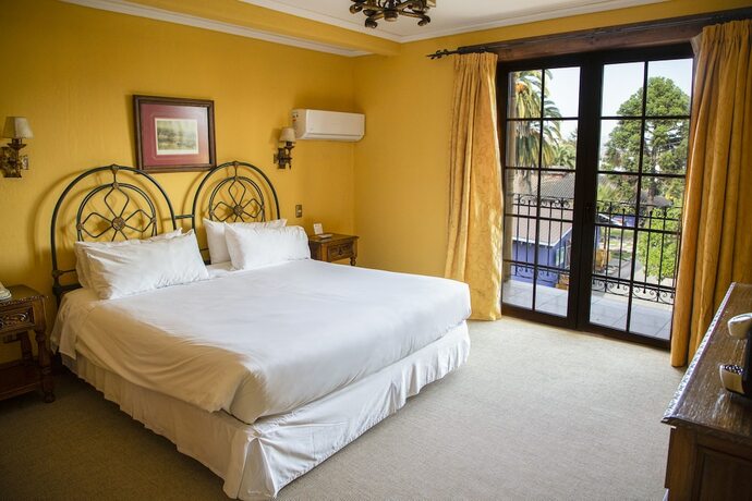 Imagen de la habitación del Hotel Santa Cruz Plaza. Foto 13