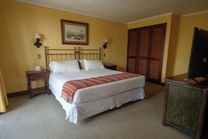 Imagen de la habitación del Hotel Santa Cruz Plaza. Foto 14