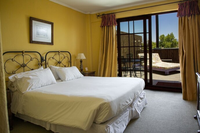 Imagen de la habitación del Hotel Santa Cruz Plaza. Foto 17