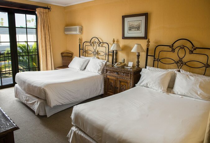 Imagen de la habitación del Hotel Santa Cruz Plaza. Foto 18