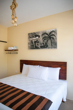 Imagen de la habitación del Hotel Santa Cruz Punta Zicatela. Foto 10