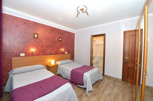 Imagen de la habitación del Hotel Santa Cruz, Ribadeo. Foto 7