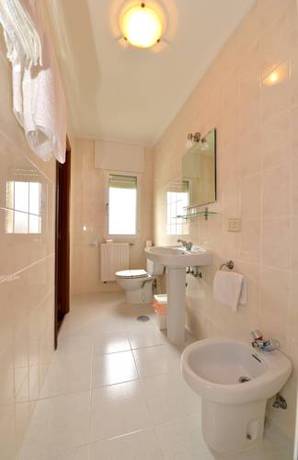 Imagen de la habitación del Hotel Santa Cruz, Ribadeo. Foto 13