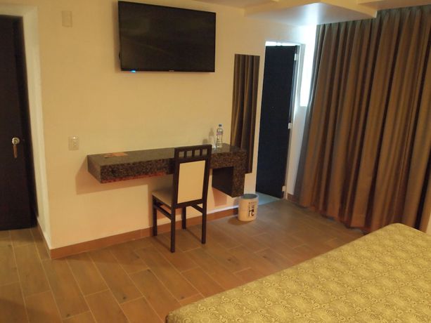 Imagen de la habitación del Hotel Santa Cruz, Tlalnepantla. Foto 8