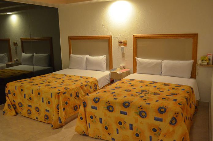 Imagen de la habitación del Hotel Santa Cruz, Tlalnepantla. Foto 12