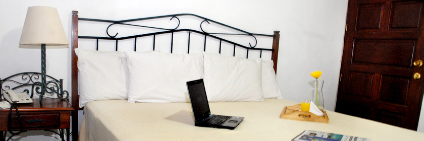 Imagen general del Hotel Santa Elena, San Salvador. Foto 2