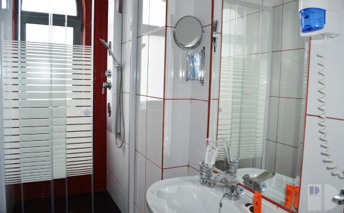 Imagen de la habitación del Hotel Santa Eulália Praia. Foto 10