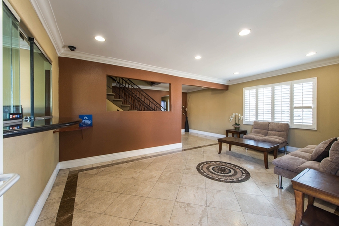 Imagen de los interiores del Hotel Santa Fe Inn Los Angeles. Foto 13