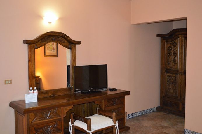 Imagen de la habitación del Hotel Santa Helena Plaza. Foto 9