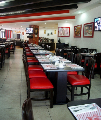 Imagen del bar/restaurante del Hotel Santa Irene. Foto 4