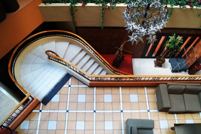 Imagen de los interiores del Hotel Santa Irene. Foto 12