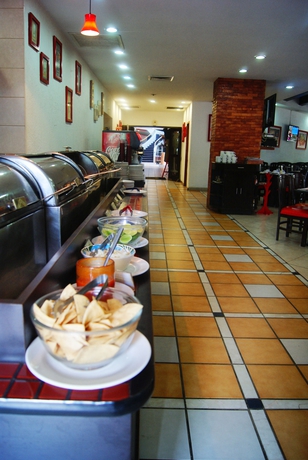 Imagen del bar/restaurante del Hotel Santa Irene. Foto 5