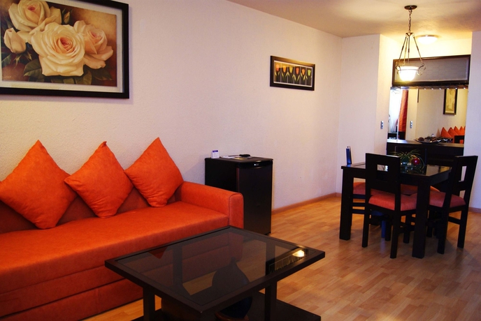 Imagen de la habitación del Hotel Santa Irene. Foto 9