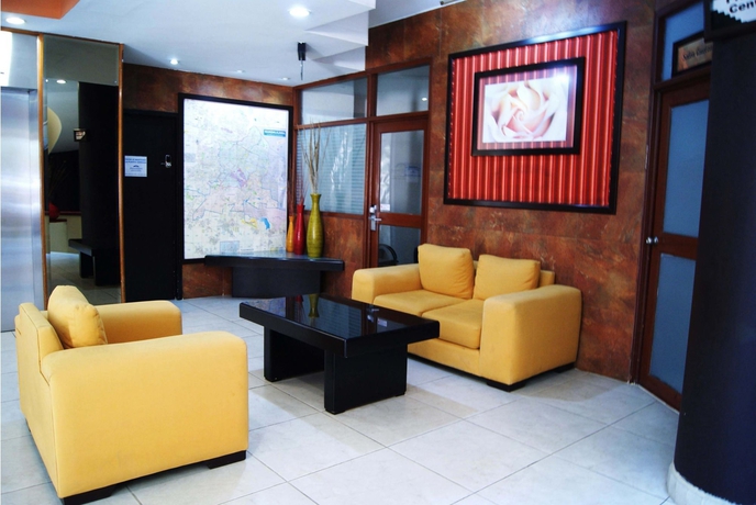 Imagen de los interiores del Hotel Santa Irene. Foto 15