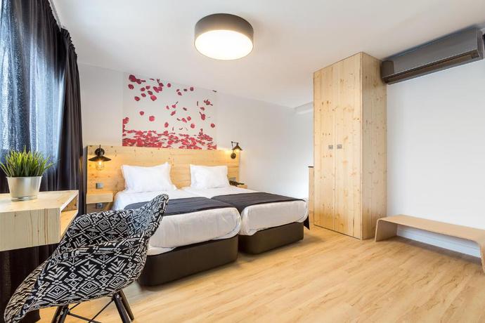 Imagen de la habitación del Hotel Santa Isabel, Fatima. Foto 2