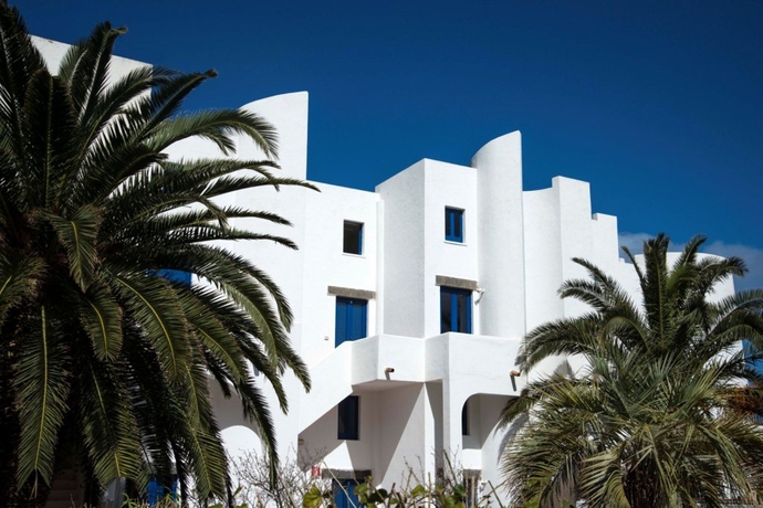 Imagen de los exteriores del Hotel Santa Isabel, Malfa. Foto 16