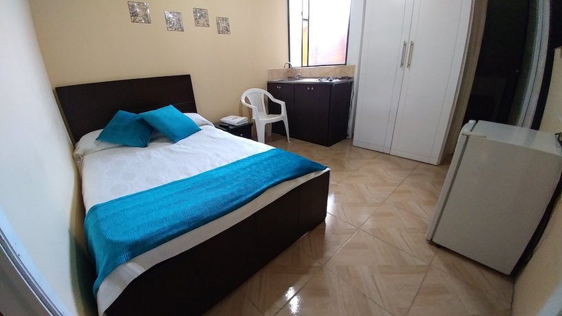 Imagen de la habitación del Hotel Santa Juana. Foto 2