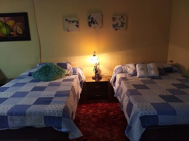 Imagen de la habitación del Hotel Santa Juana. Foto 4