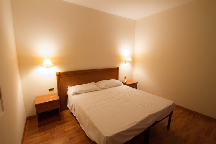 Imagen de la habitación del Hotel Santa Lucia, Bastia Umbra. Foto 7