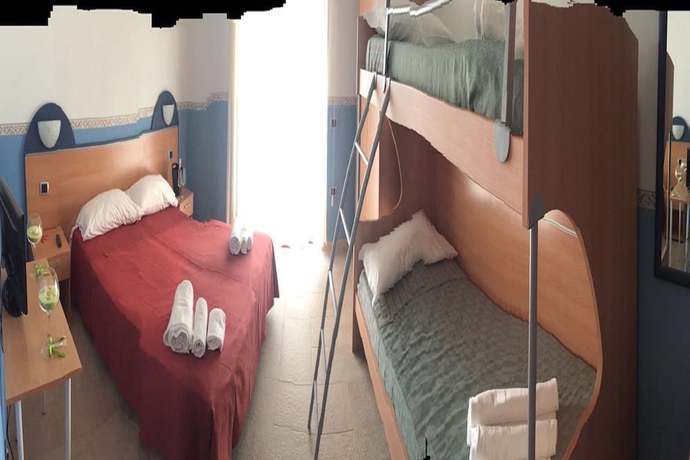 Imagen de la habitación del Hotel Santa Lucia, Corigliano Calabro. Foto 15