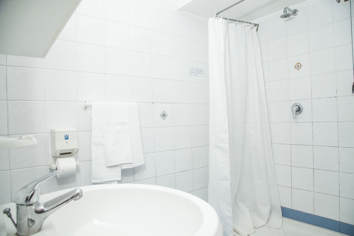 Imagen de la habitación del Hotel Santa Lucia, Cuotto. Foto 3