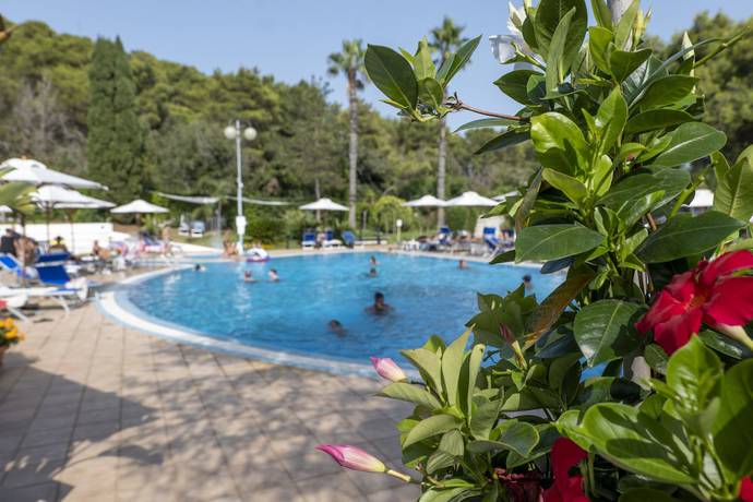 Imagen de la piscina del Hotel Santa Lucia, Santa Cesárea Terme. Foto 19