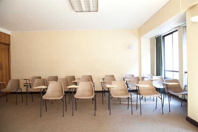 Imagen de los interiores del Hotel Santa Lucia, Santigo. Foto 13