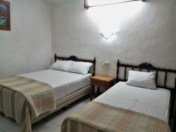 Imagen de la habitación del Hotel Santa Lucía, Mérida. Foto 10