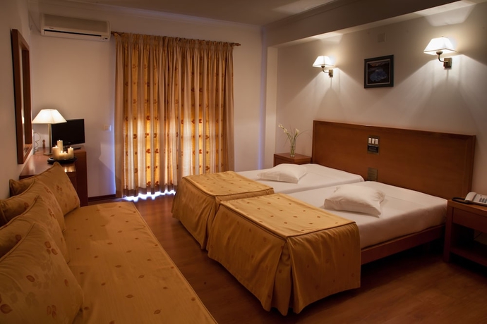 Imagen de la habitación del Hotel Santa Mafalda. Foto 13