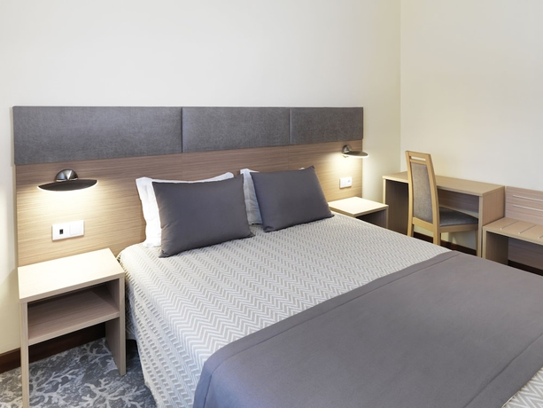 Imagen de la habitación del Hotel Santa Maria, Alcobaca. Foto 6