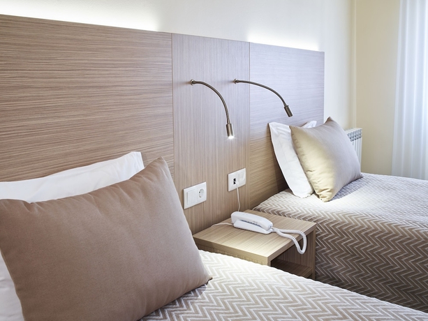 Imagen de la habitación del Hotel Santa Maria, Alcobaca. Foto 10