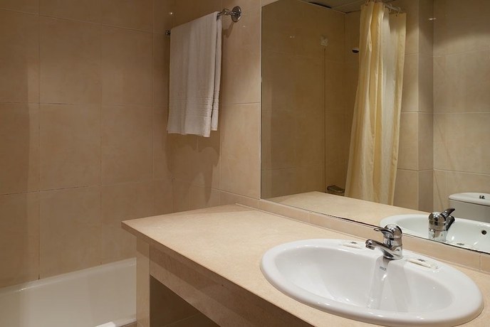 Imagen de la habitación del Hotel Santa Maria, Alcobaca. Foto 11