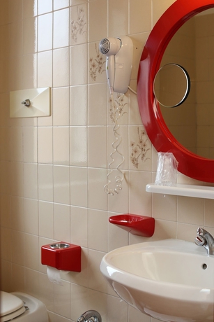 Imagen de la habitación del Hotel Santa Maria, Bardolino. Foto 9