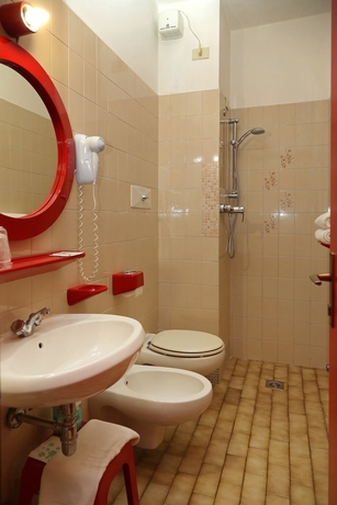 Imagen de la habitación del Hotel Santa Maria, Bardolino. Foto 10