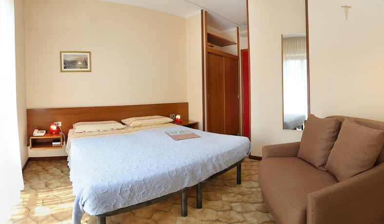 Imagen de la habitación del Hotel Santa Maria, Bardolino. Foto 11