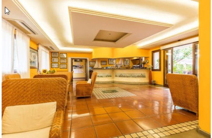 Imagen del bar/restaurante del Hotel Santa Maria, Baunei. Foto 2