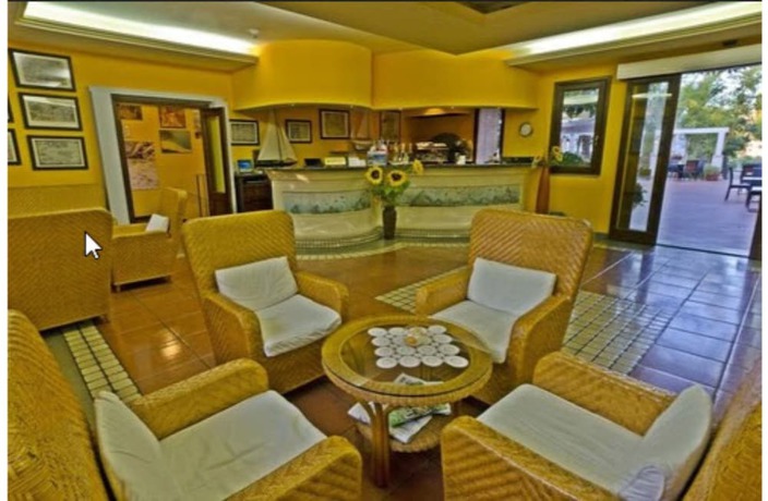 Imagen de los interiores del Hotel Santa Maria, Baunei. Foto 17