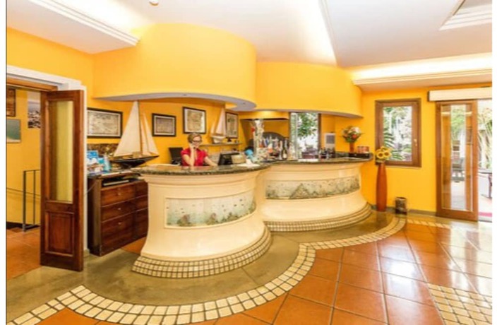 Imagen de los interiores del Hotel Santa Maria, Baunei. Foto 18