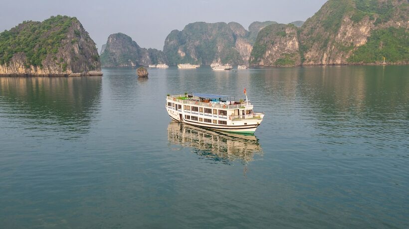 Imagen general del Hotel Santa Maria Cruises Halong Bay. Foto 1