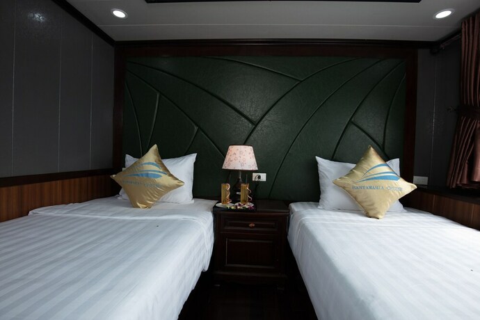 Imagen de la habitación del Hotel Santa Maria Cruises Halong Bay. Foto 18